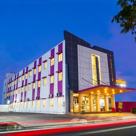 Midtown Xpress Sampit - Kalimantan Tengah Exterior photo