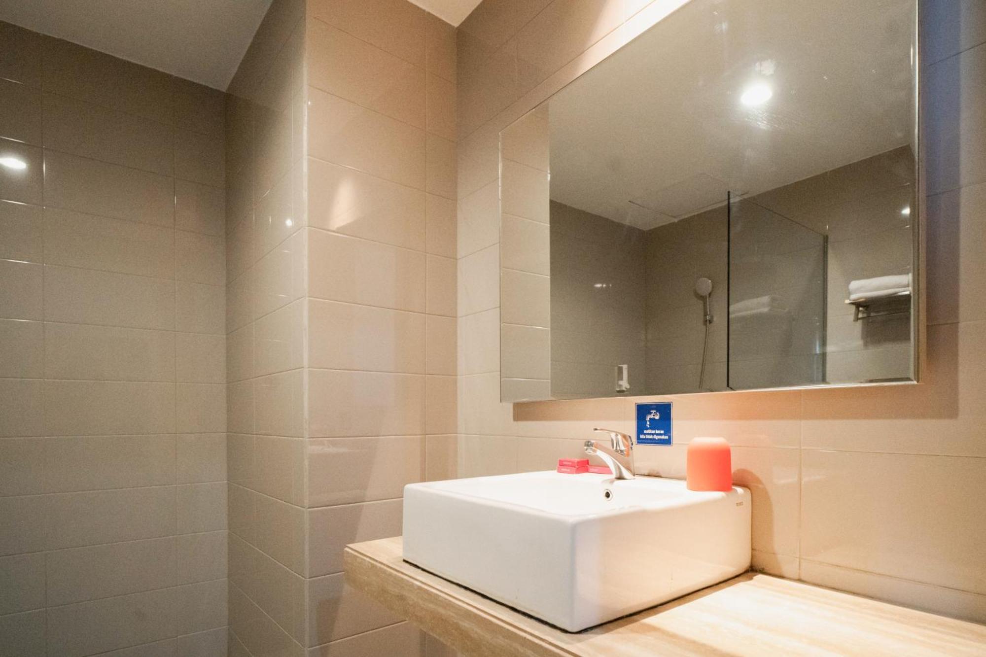 Midtown Xpress Sampit - Kalimantan Tengah Exterior photo