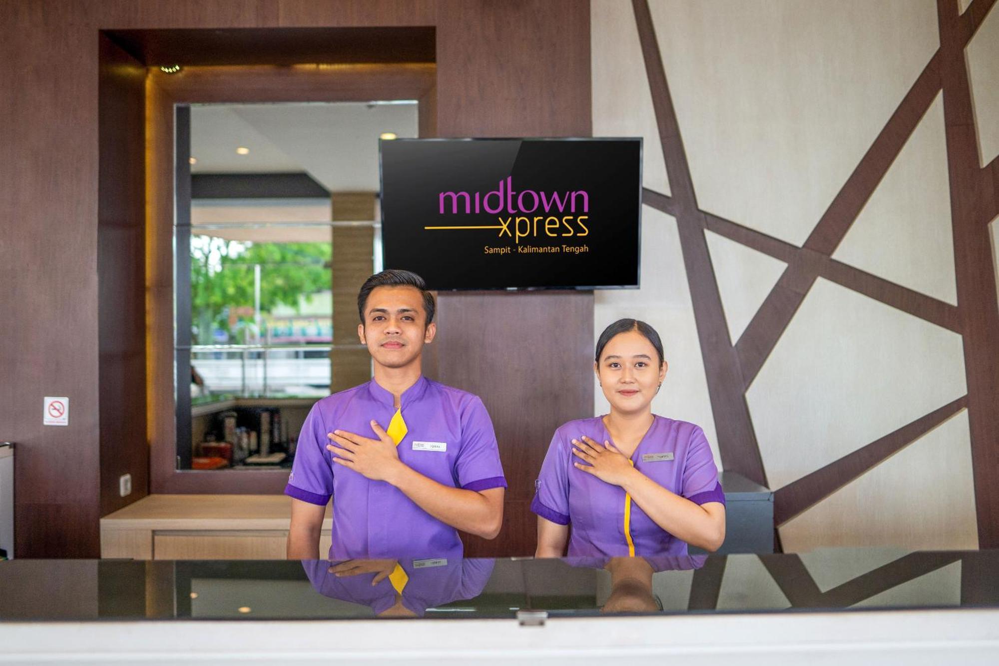 Midtown Xpress Sampit - Kalimantan Tengah Exterior photo