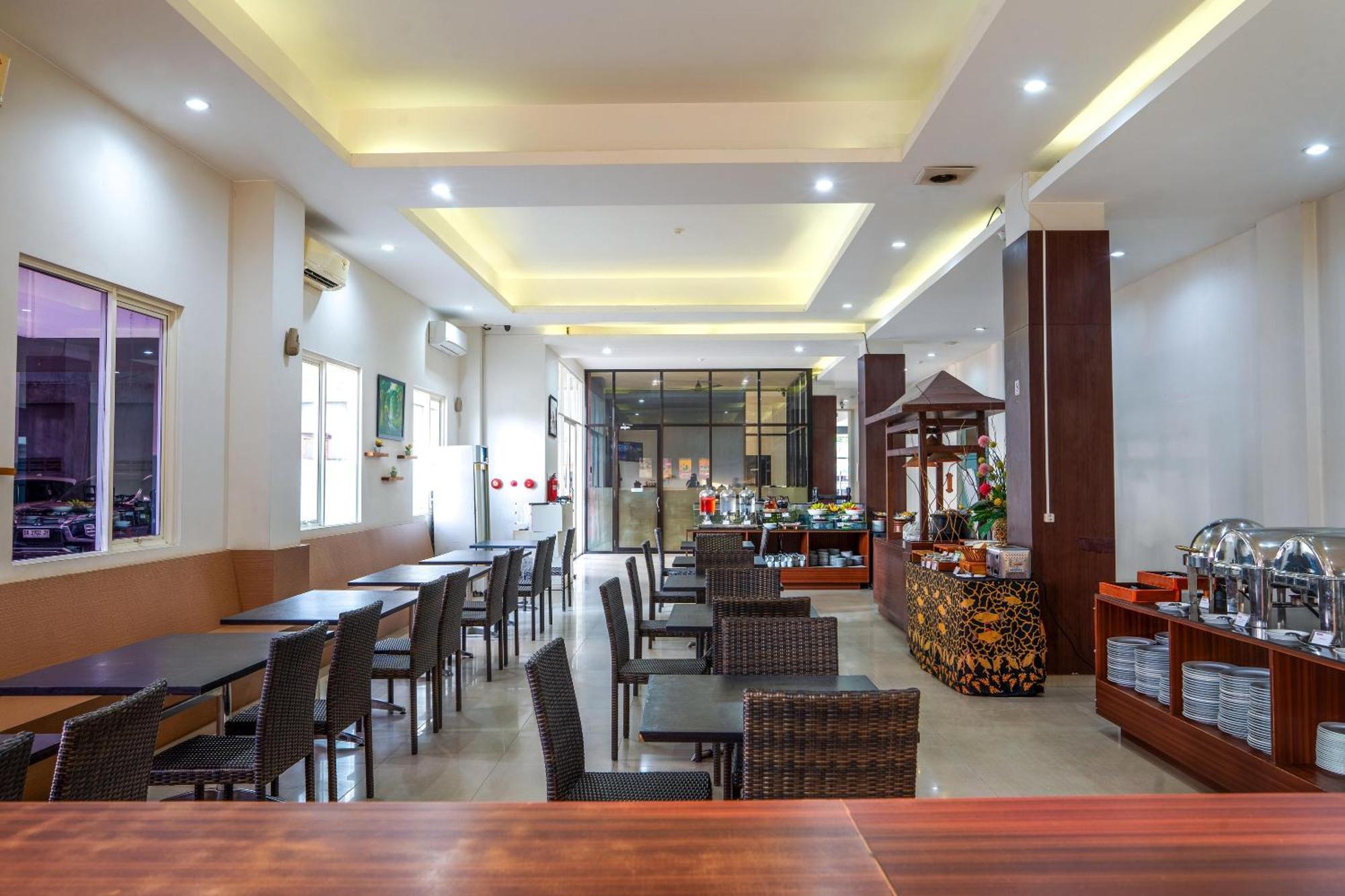 Midtown Xpress Sampit - Kalimantan Tengah Exterior photo