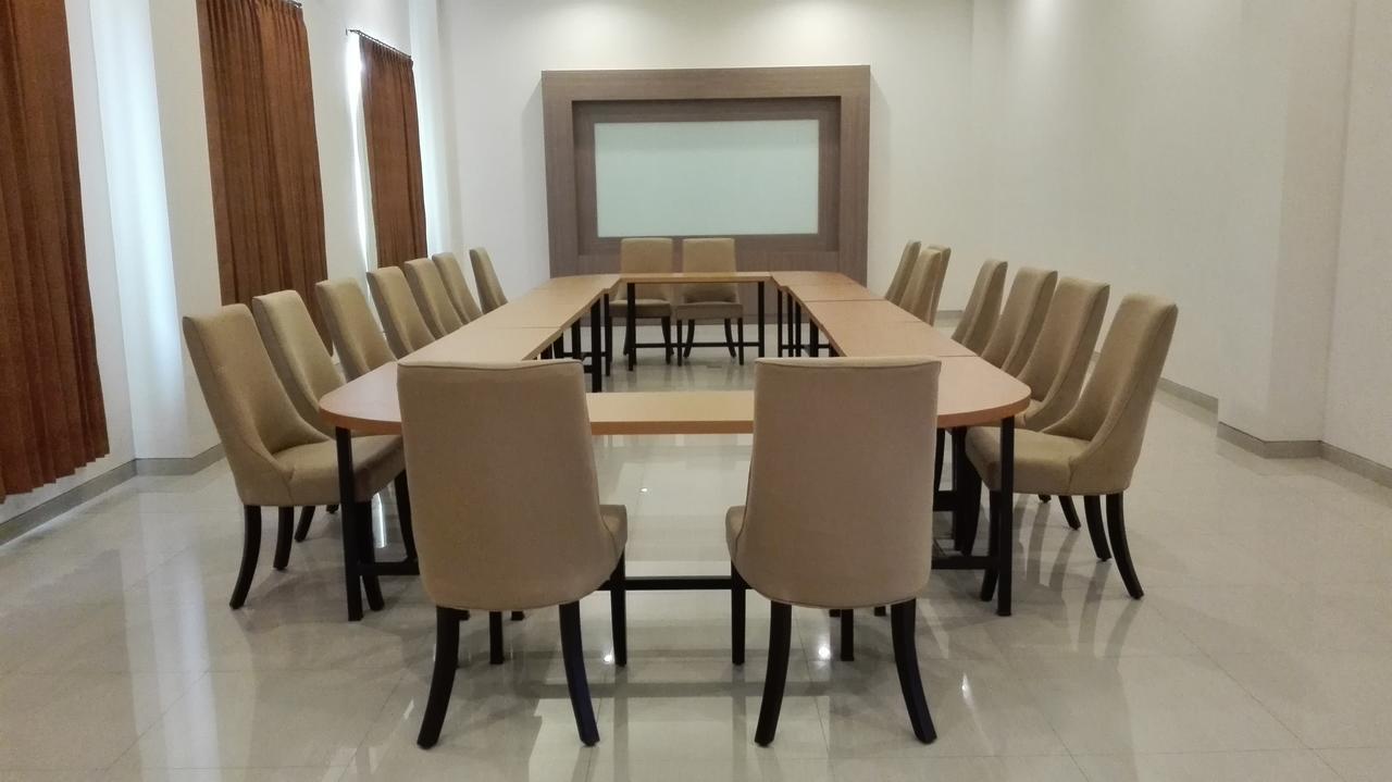 Midtown Xpress Sampit - Kalimantan Tengah Exterior photo